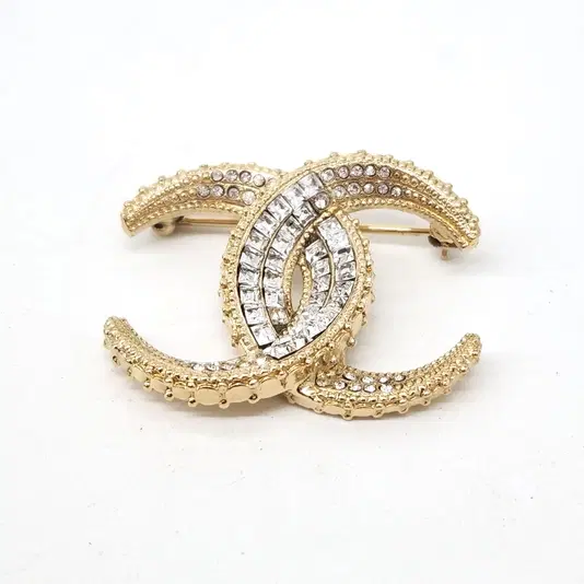 Chanel logo brooch-Hover-Image