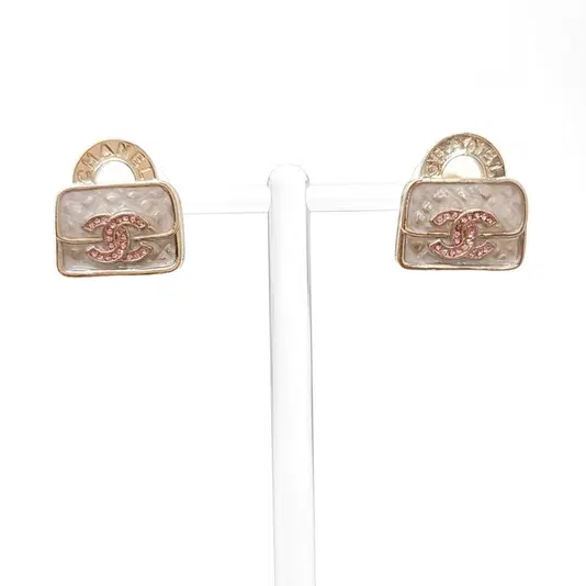 Chanel earrings-Hover-Image
