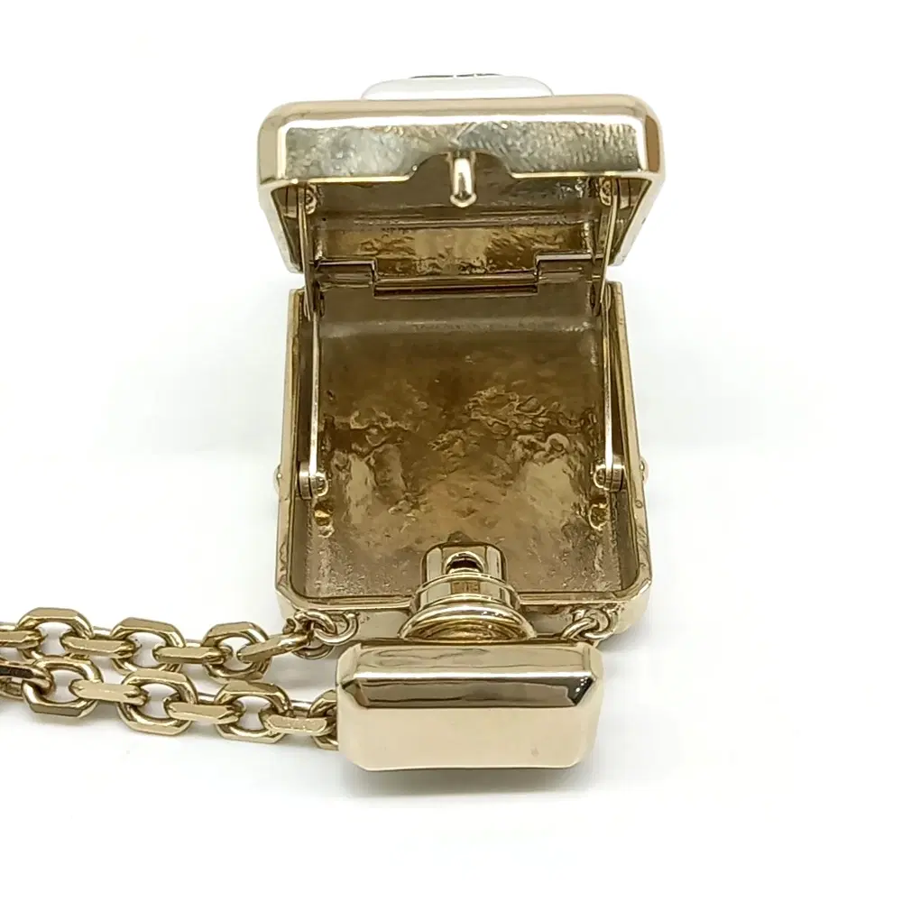 main-slider-image-1