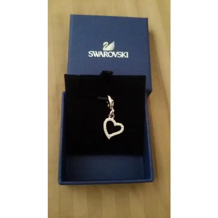 Swarovski Double Sided Heart Charm-Hover-Image