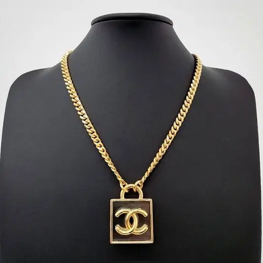 Chanel necklace ABA588-Hover-Image