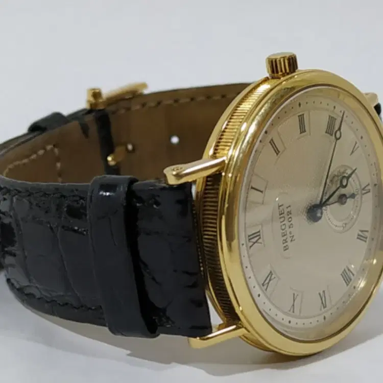 Breguet Classique 3910 Watch-Hover-Image