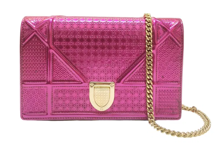 Christian Dior Metallic Patent Cannage Diorama Shoulder Bag In Fuchsia-Hover-Image