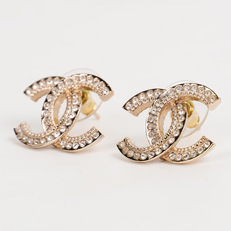 Chanel CC Interlocking Earrings-Hover-Image