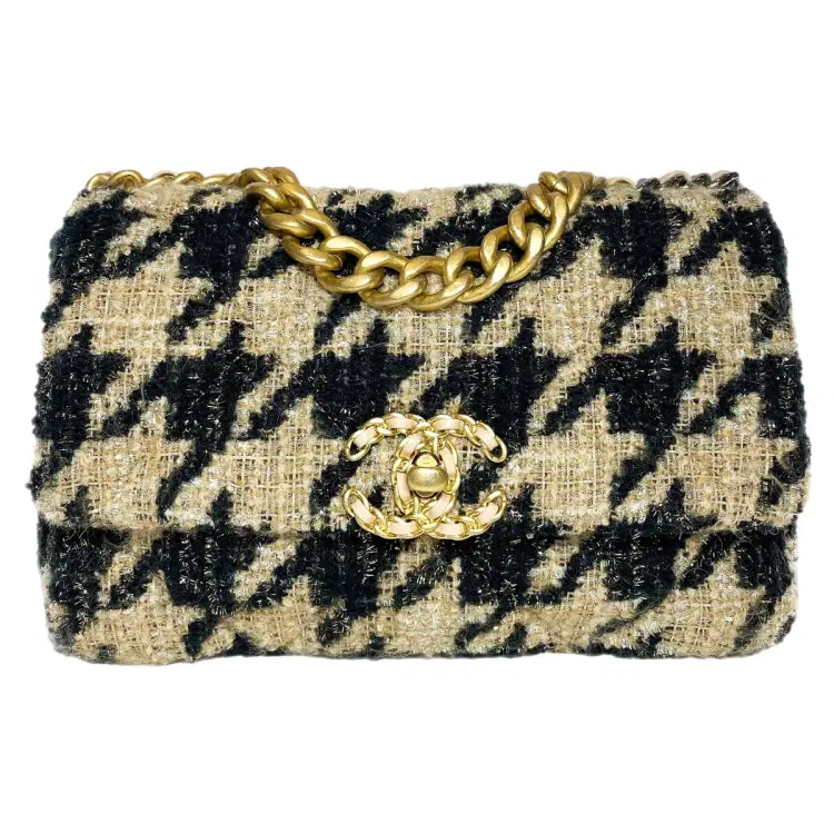 Chanel 19 Tweed Houndstooth-Hover-Image