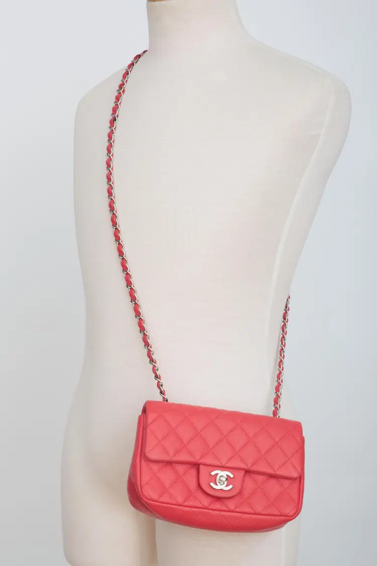 Chanel Easy Flap Zipper Quilted Bag-Hover-Image