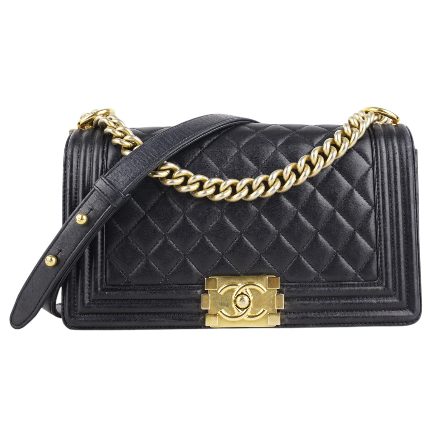 Chanel Boy Quilted New Medium Shoulder Bag