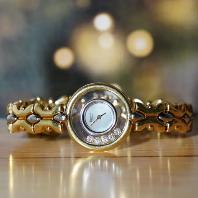 Chopard Happy Diamonds 18k Yellow Gold Ladies Watch-Hover-Image