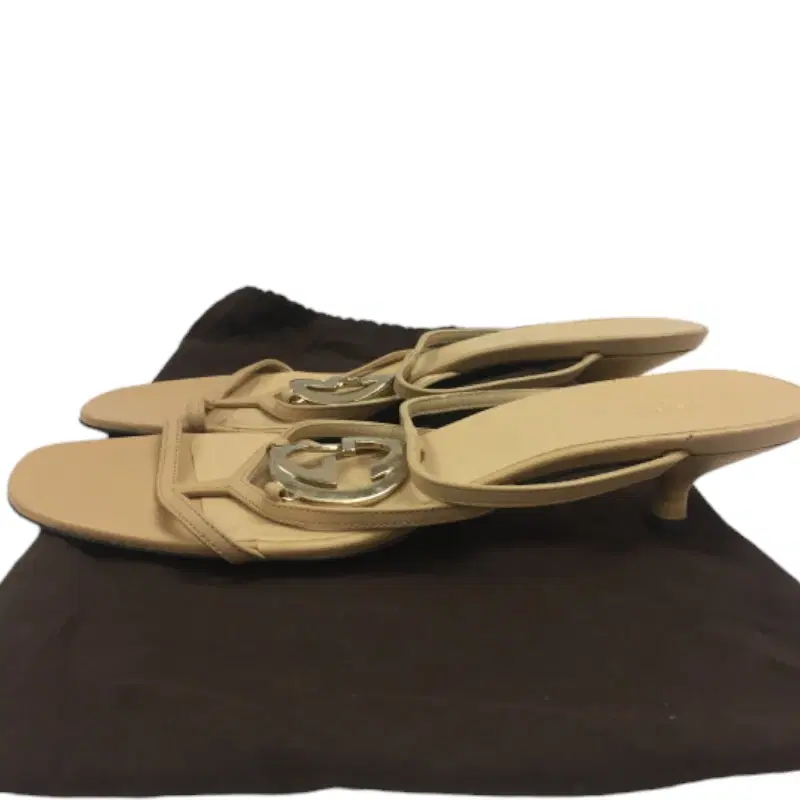 Gucci GG thong sandals
