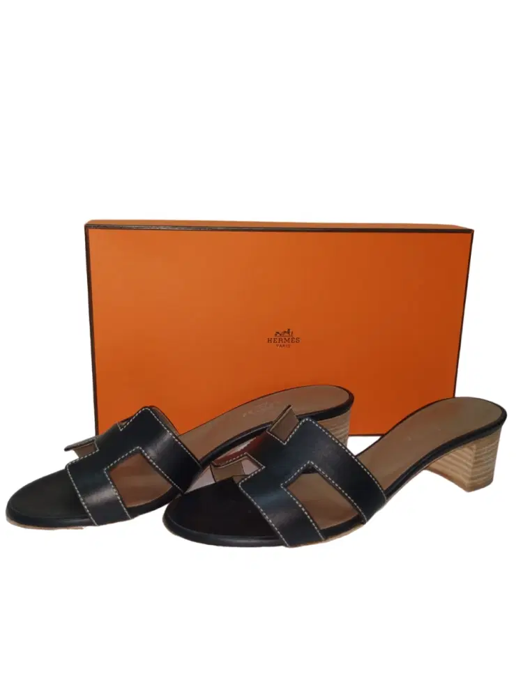 Hermes Oasis Footwear-Hover-Image