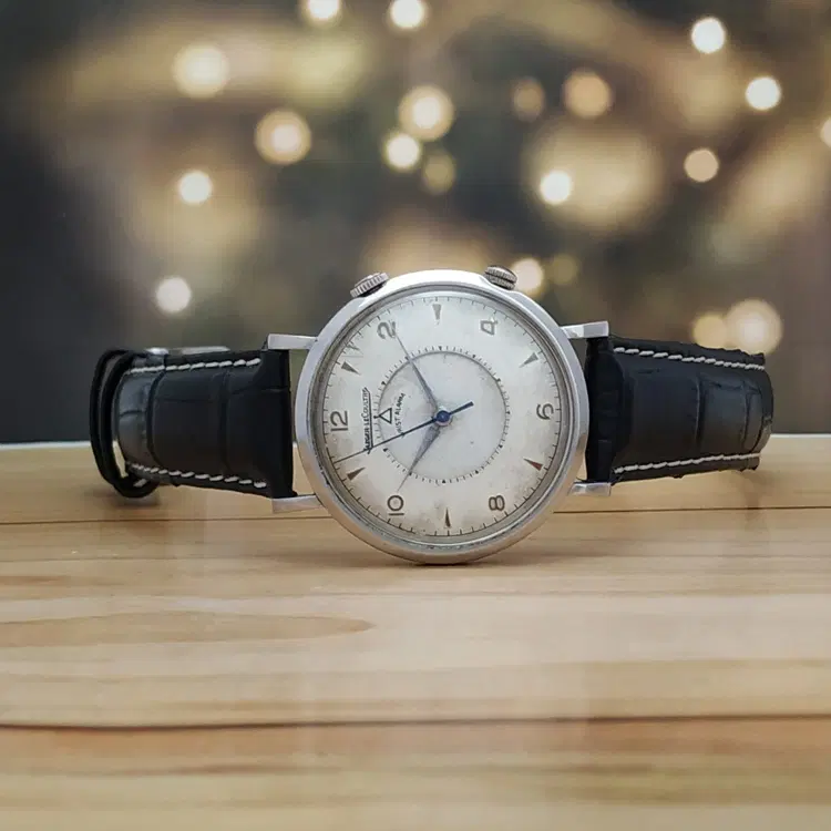 Jaeger LeCoultre Memovox Vintage-Hover-Image