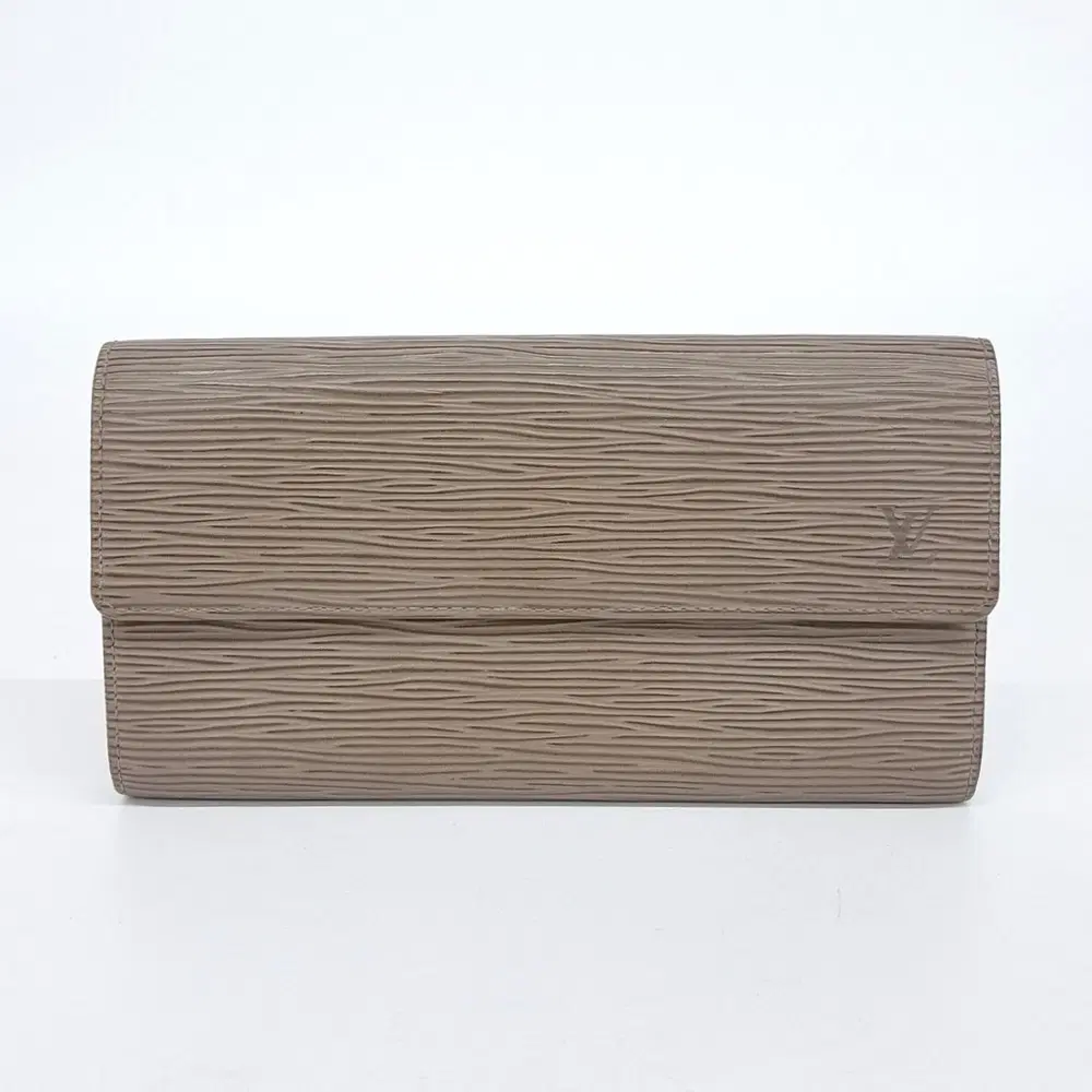 Louis Vuitton Epi long wallet