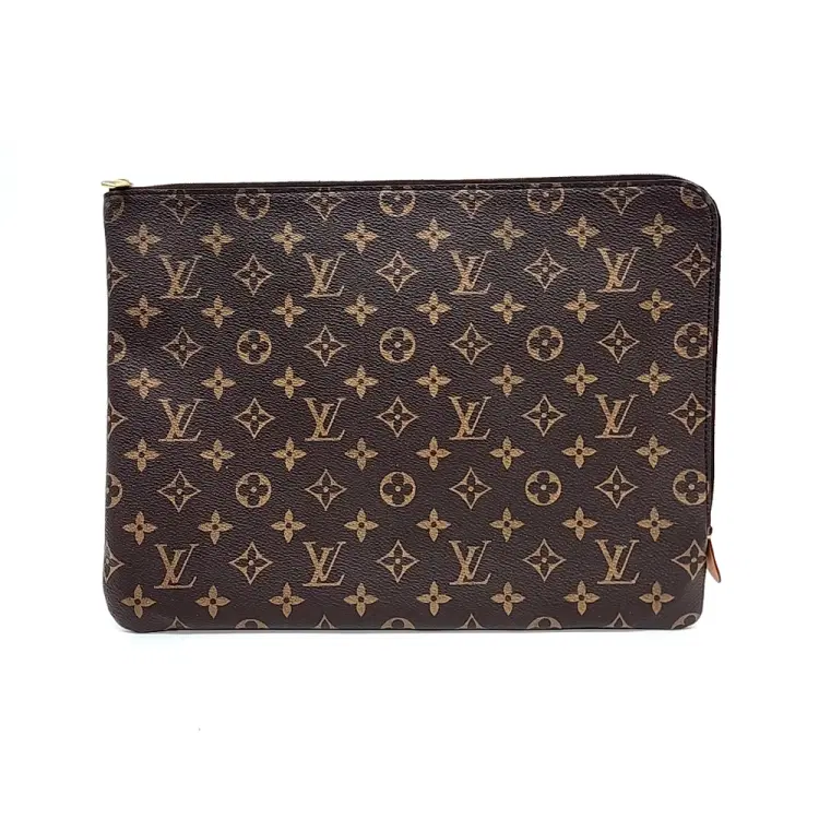 Louis Vuitton Monogram Etu Voyage MM-Hover-Image