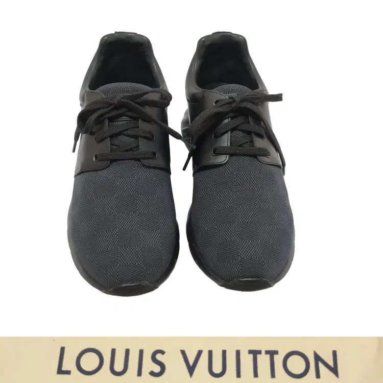Louis Vuitton Fastlane Sneaker-Hover-Image