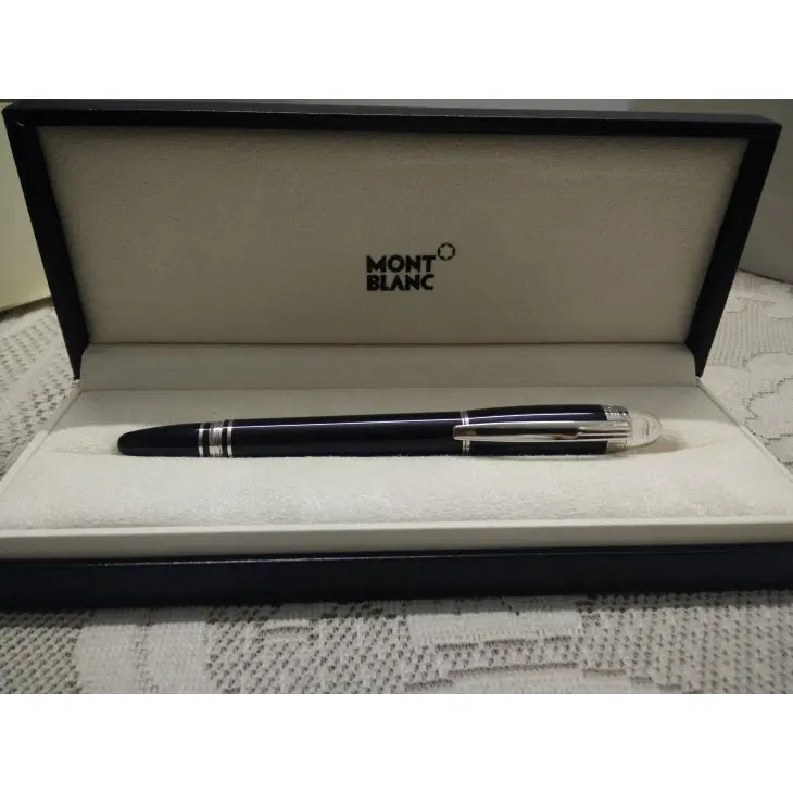Montblanc Starwalker Midnight Black Fineliner Rollerball Pen-Hover-Image