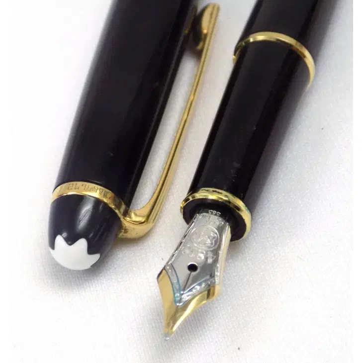 Mont blanc Fountain Pen