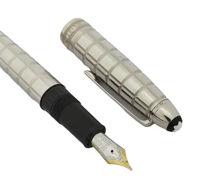 Montblanc Meisterstuck Solitaire Le Grand Platinum Plated Facets