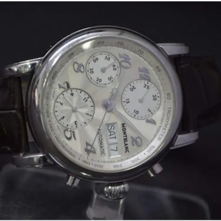 Mont Blanc Automatic Chronograph 40mm watch-Hover-Image