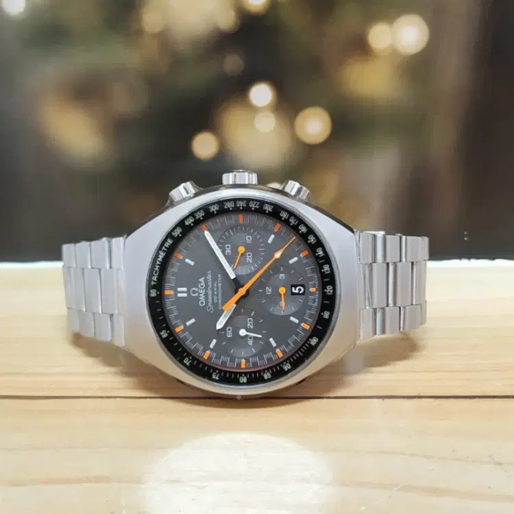Omega Speedmaster Mark II Co-axial Chronometer Chronograph-Hover-Image