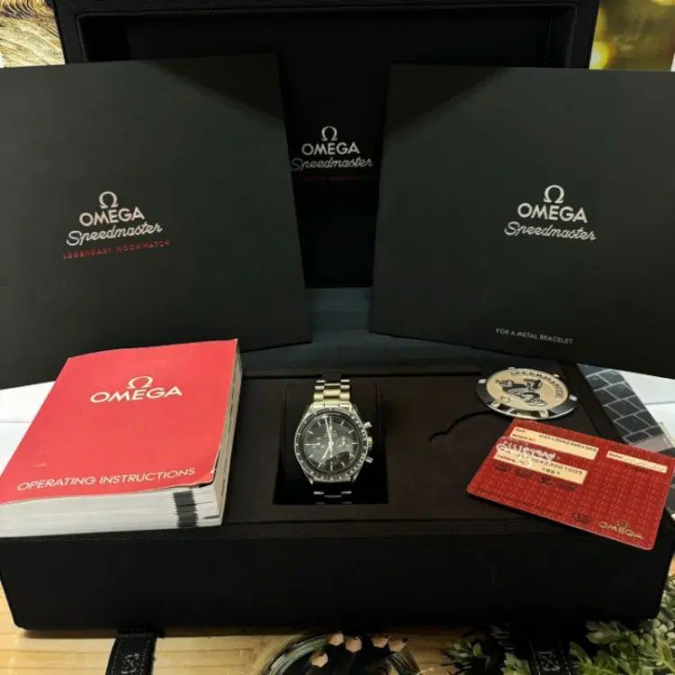 Omega Speedmaster Moonwatch Professional 42MM Stainless Steel-Hover-Image