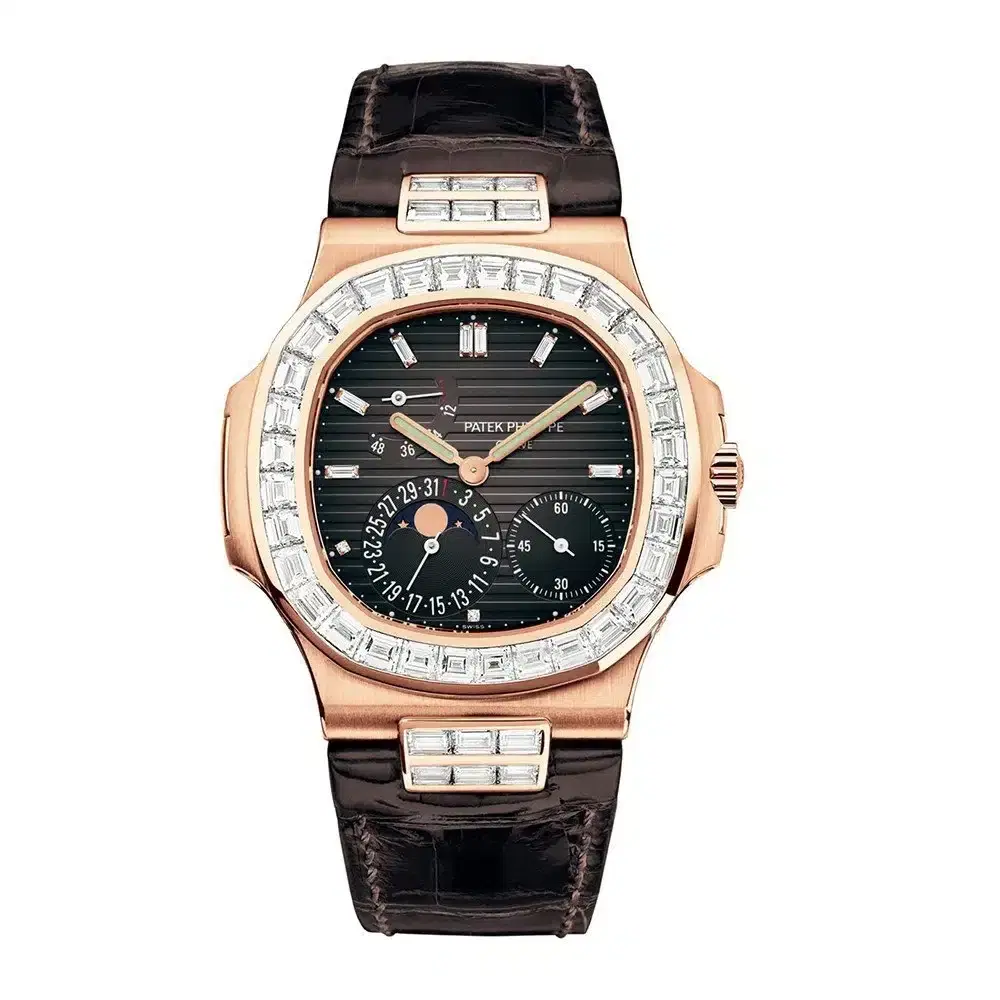 Patek Philippe 5724R-001 Nautilus Self-Winding