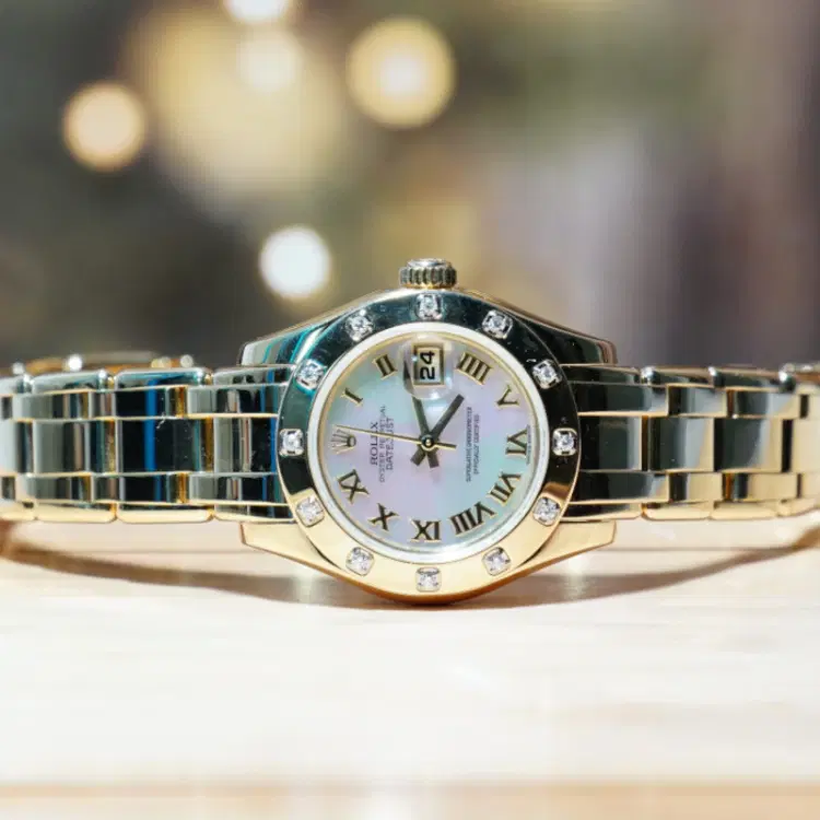 Rolex Datejust Pearlmaster 18K Yellow Gold MM Automatic-Hover-Image