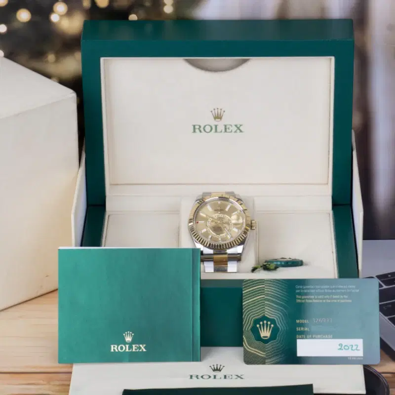 Rolex Sky-Dweller 42 MM Oystersteel and Yellow Gold Full Set