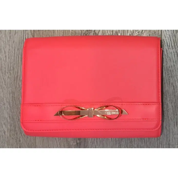 Ted Baker Torey Metal Slim Bow Leather Crossbody Bag-Hover-Image