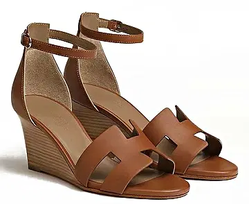 FOOTWEAR image