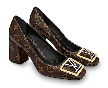 WOMENS FOOTWEAR image