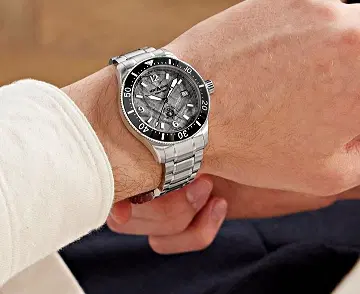 WATCHES image