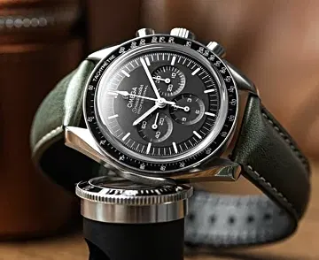 Omega image