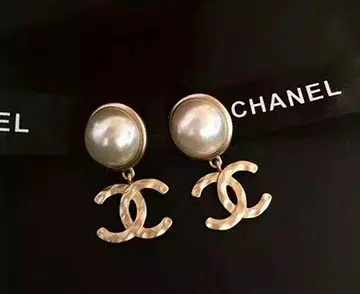 JEWELLERY image